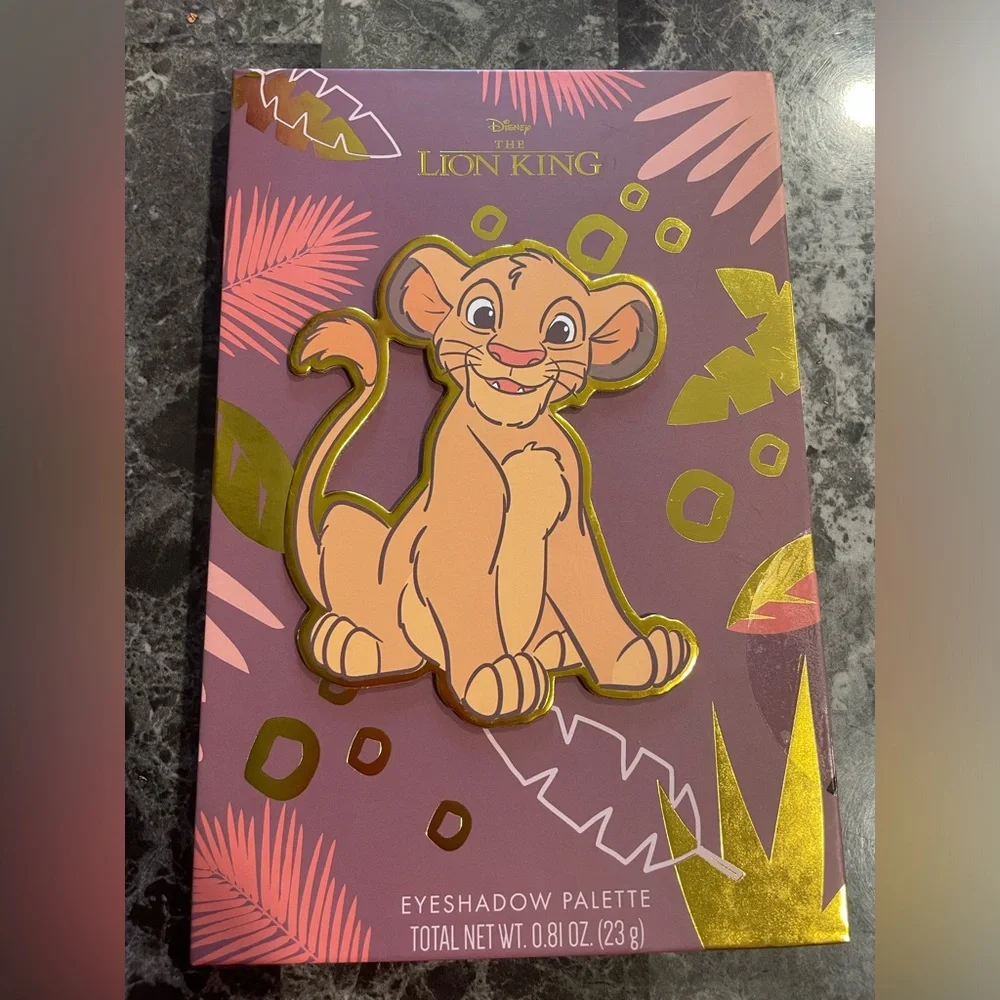 Disney The‎ Lion King Beautiful Eyeshadow Palette.